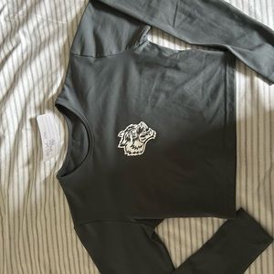 Bury Me L/S "Energy" Top in Wolf Gray